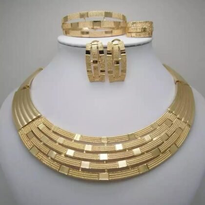 Gold Jewelry Set